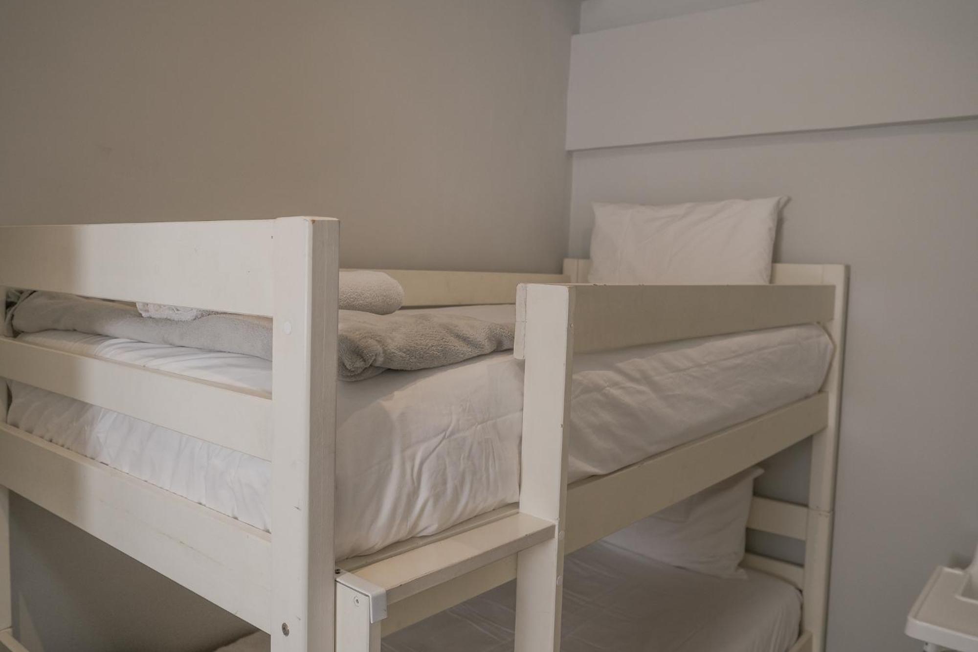Coastal Vibes - Stylish 2-bedroom * Cape Town
