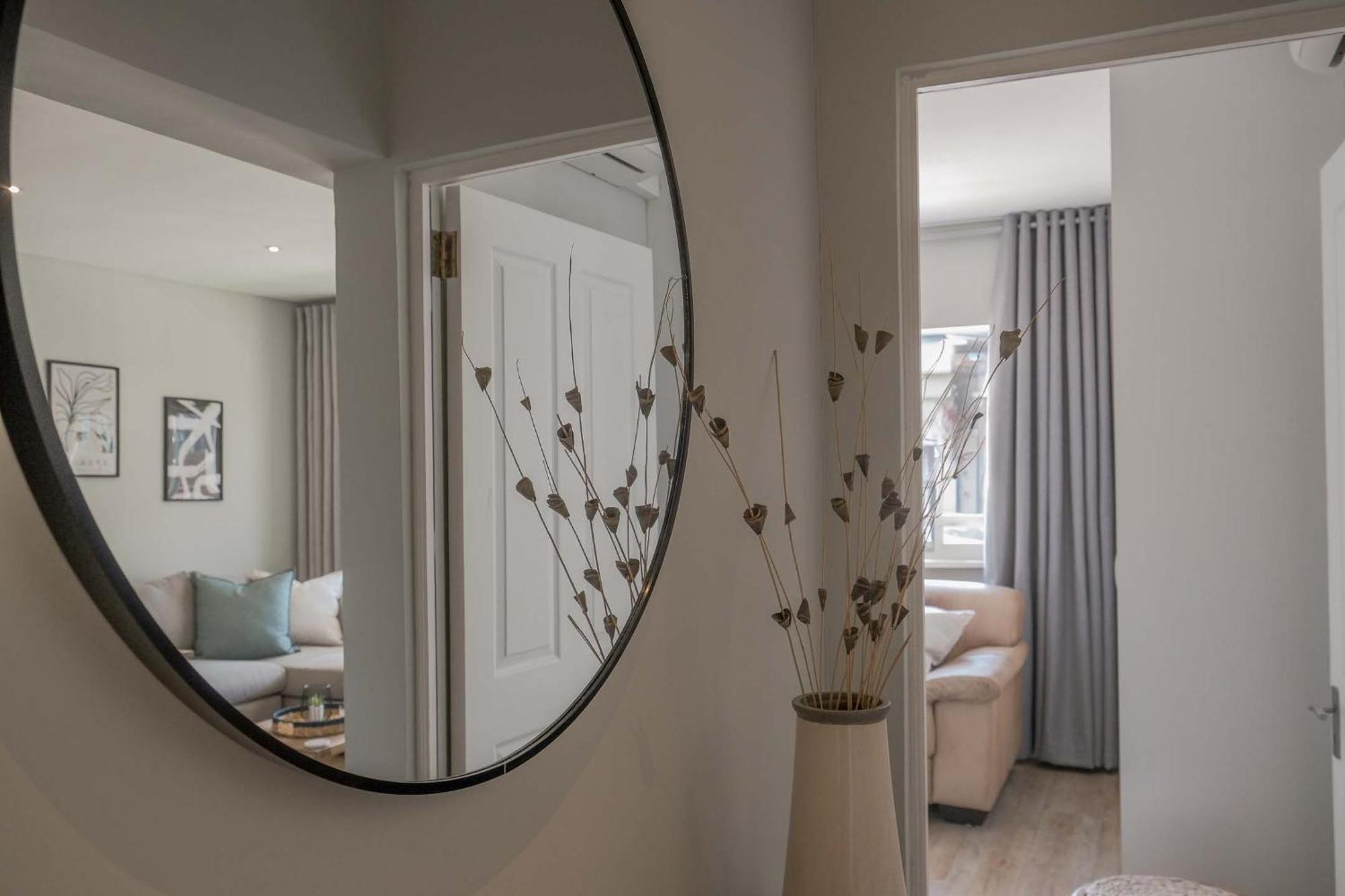 Coastal Vibes - Stylish 2-bedroom *